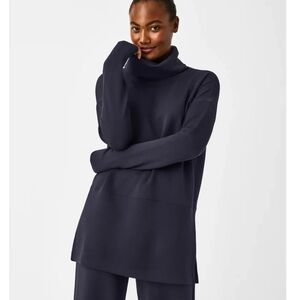 SPANX AirEssentials Turtleneck Tunic Navy Size large